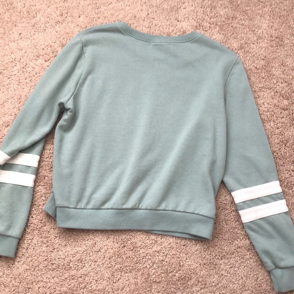 Forever 21 Green/Blue Sweater - Picture 2 of 2
